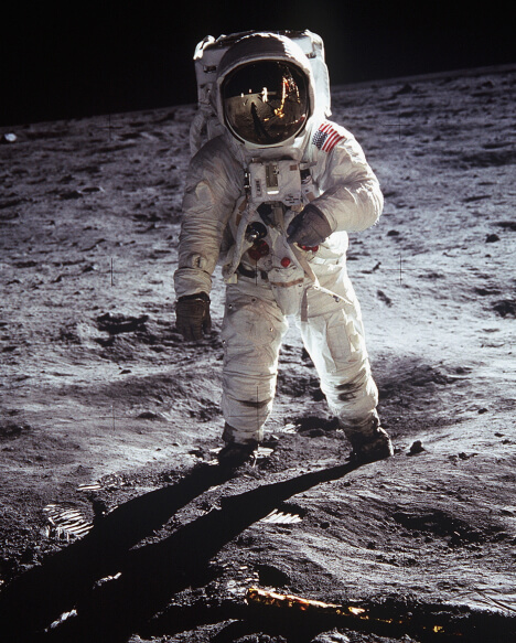 “阿波罗11号”载人登月任务