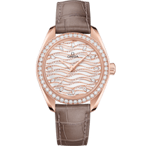 海马<span class="nowrap">系列</span> 34毫米, Sedna™ 18k金表壳 搭配 皮表带 - 22058342099006