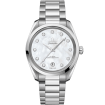 海马<span class="nowrap">系列</span> 38毫米, 精钢表壳 搭配 精钢表链 - 22010382055001