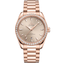 海马<span class="nowrap">系列</span> 38毫米, Sedna™ 18k金表壳 搭配 Sedna™ 18k金表链 - 22055382009001