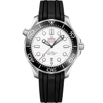 海马<span class="nowrap">系列</span> 42毫米, 精钢表壳 搭配 橡胶表带 - 21032422004001