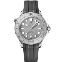 海马<span class="nowrap">系列</span> 42毫米, 精钢表壳 搭配 橡胶表带 - 21032422006002