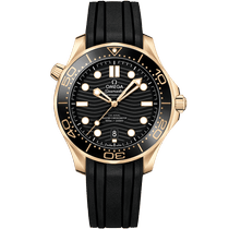 海马<span class="nowrap">系列</span> 42毫米, Moonshine 18K金表壳 搭配 橡胶表带 - 21062422001003