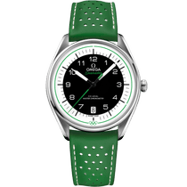 海马<span class="nowrap">系列</span> 39.5毫米, 精钢表壳 搭配 皮表带 - 52232402001005